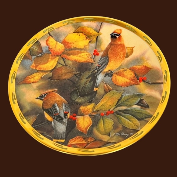 "Among the Berries" Catherine McClung Lenox Plate - Picture 4 of 7